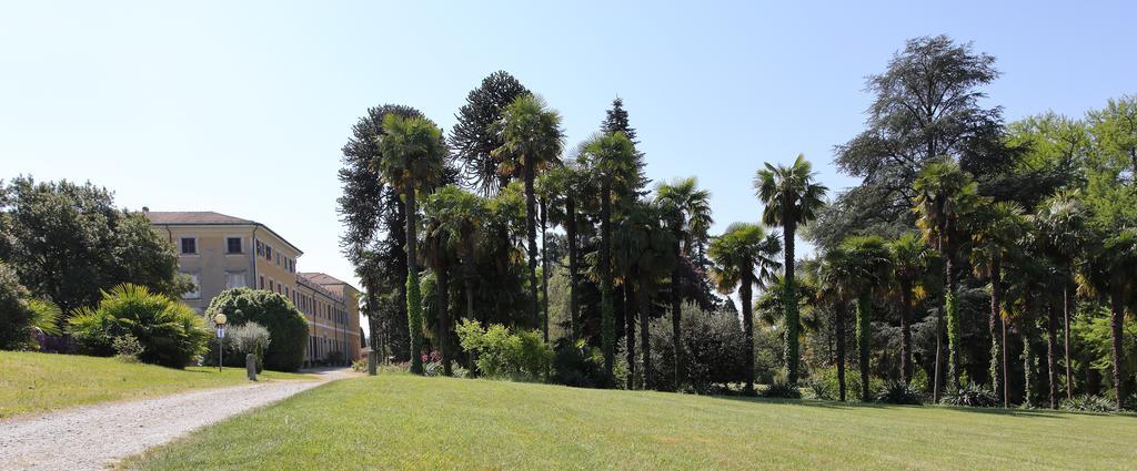 فندق Cadrezzateفي  Casa Don Guanella المظهر الخارجي الصورة